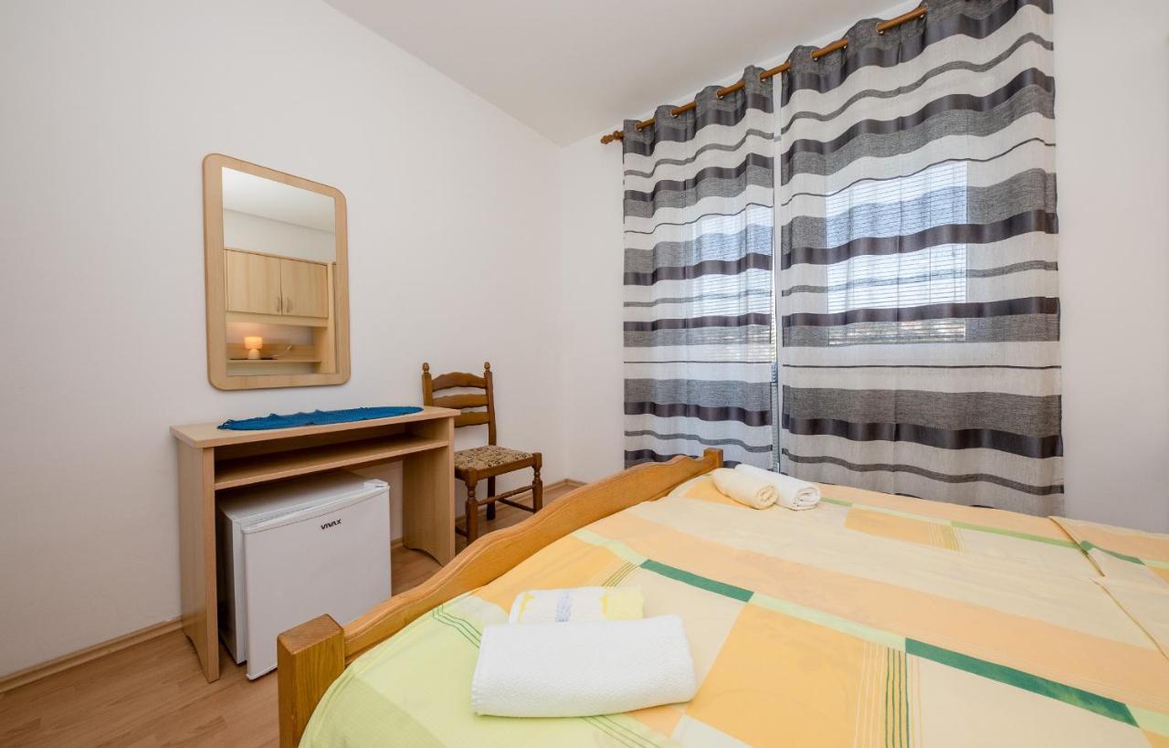 Rooms Marijana Kampor Exterior photo